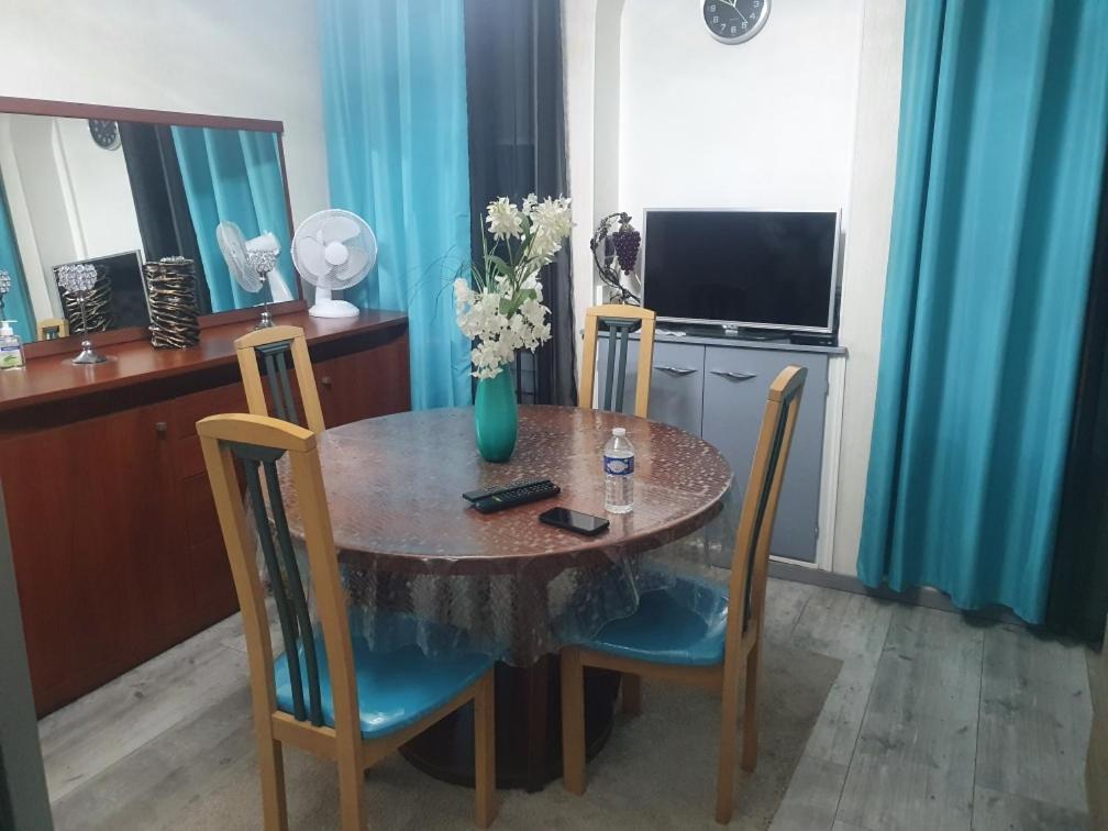 Bel Petit Appartement Charleville-Mézières Zewnętrze zdjęcie